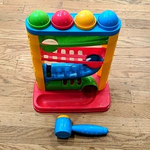 Playkidz pound a ball toy